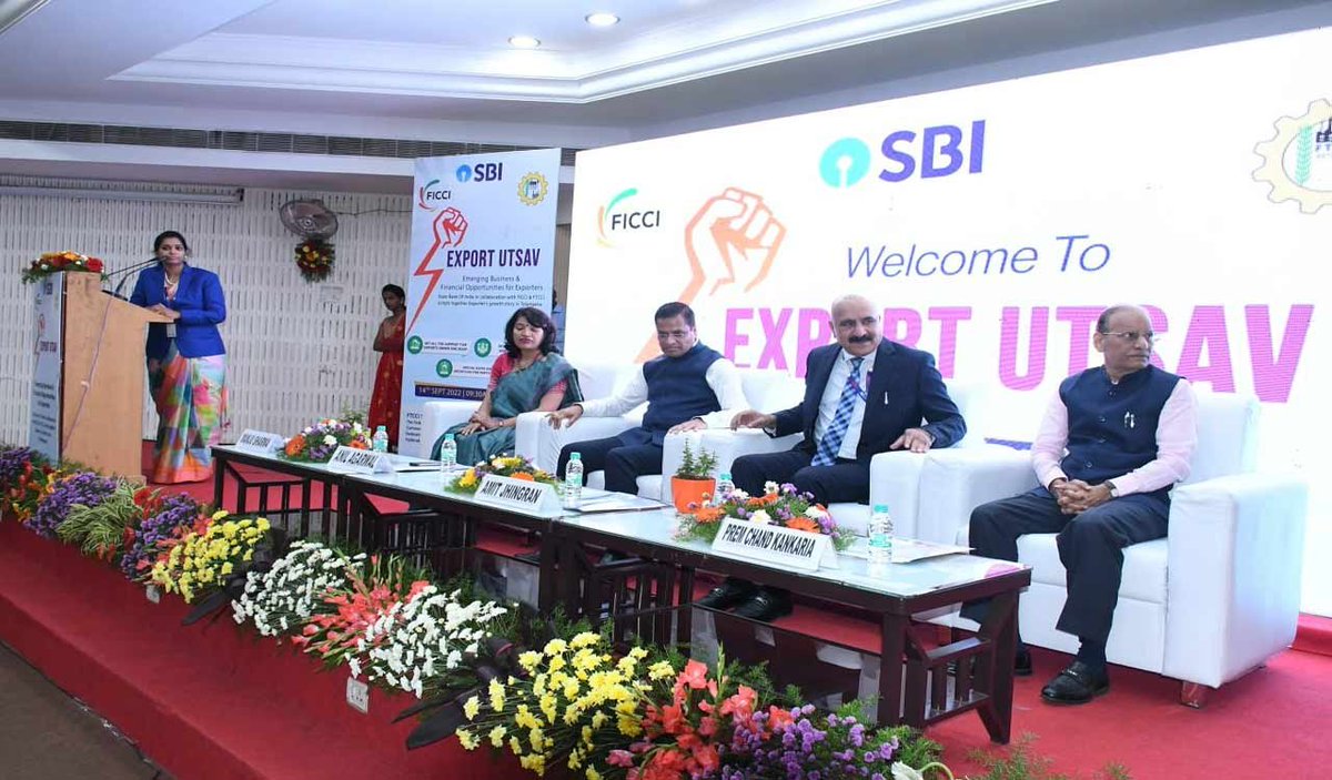 FTCCI's tweet photo. Large number of exporters benefited by "Export Utsav" seminar on Emerging Business &amp; Financial opportunities for exporters organized by #FTCCI #FICCI &amp; #SBI at #hyderabad 

#export @TheOfficialSBI https://t.co/MDeZvQ6MQX