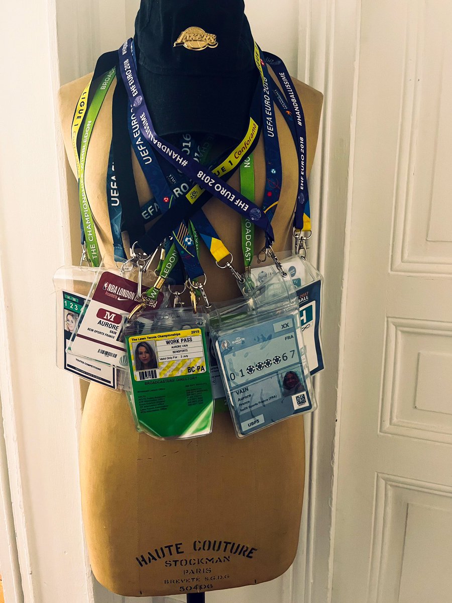 AuroreVain's tweet photo. Depuis 2014, j’ai eu la chance de vivre des moments de sport & de TV inoubliables avec le service com @beinsports_FR, de rencontrer de belles & talentueuses personnes💫
Ma nouvelle vie de chef d’entreprise commence aujourd’hui, le sport ancré dans l’ADN
Merci à la #beINfamily💜 https://t.co/6KIlf88lJ3