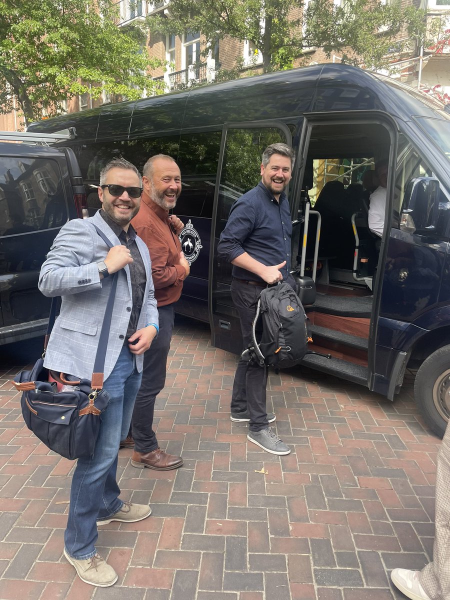 Our Irish partners enjoying a relaxed lunch in our <a href="/IerlandToerisme/">IerlandToerisme</a> Office in Amsterdam before they hit the road again. #Belgium_netherlandsworkshops <a href="/TourismIreland/">Tourism Ireland</a>