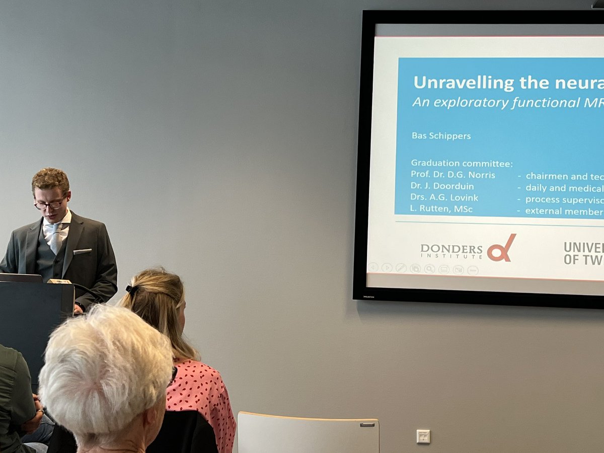 Aanwezig bij het afstuderen van Bas Schippers van de studie technische geneeskunde in Enschede
