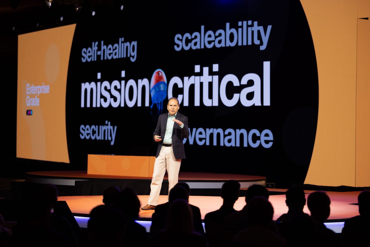 Have you seen the line-up for #UiPathForward 5?👀 We've got some great #automation experts ready to step on the big stage🎤 Save your spot and meet them live in Las Vegas - spr.ly/6010MRcvy.