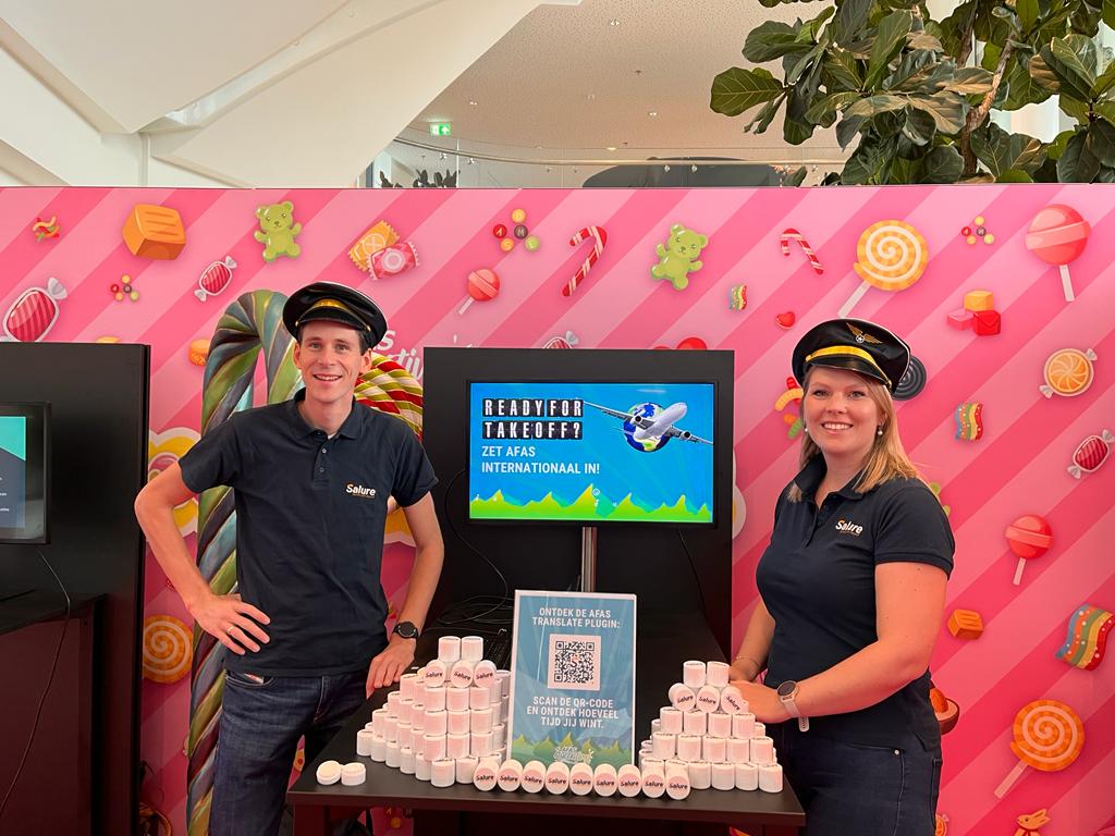 SalureBV's tweet photo. Wij staan vandaag op het #succestival van @AFAS! Zien we je in de snoepwinkel? Onze collega's Jaco en Chantal vertellen je alles over onze internationale AFAS-oplossing en vertaalplugin👍 #payroll #translate #salarisadministratie #hrmanagement #software #samenslimvooruit https://t.co/kASWNM4fF4