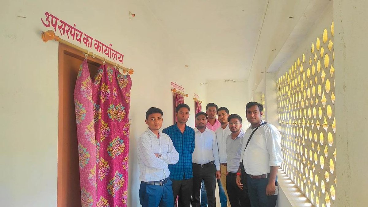 BipardP's tweet photo. Residency Training Centre of Panchayat Sachiv Visit "Dharhara Panchyat"(rajgir) for a Study Tour by #BIPARD #rajgir #follow #Like #tourism #StudyTips #gaya #Patna #Training https://t.co/UH1Z2VkVFN