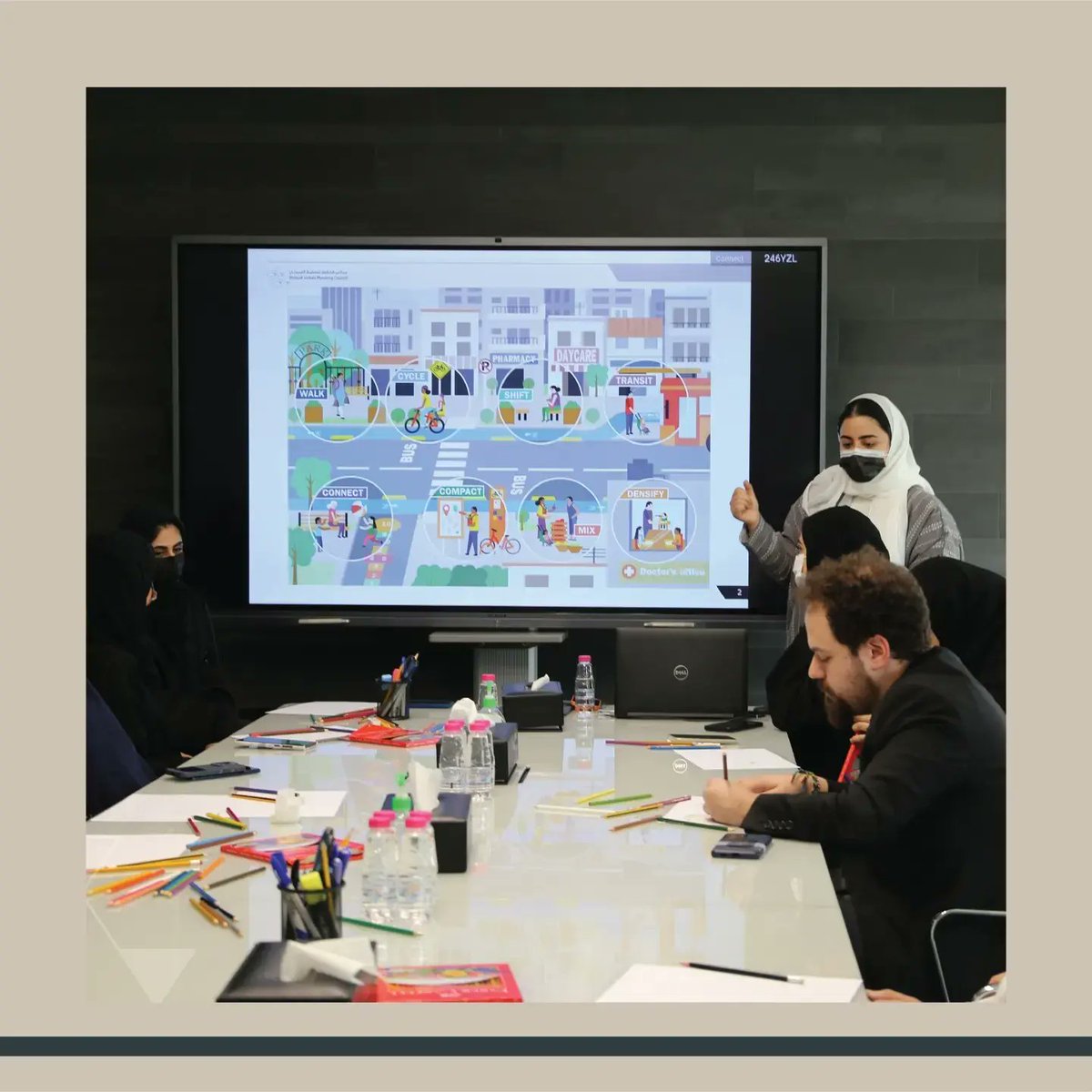 shjupc's tweet photo. أقام #مجلس_الشارقة_للتخطيط_العمراني مجموعة من الفعاليات احتفاءً باليوم العالمي للهندسة ضمت الفعاليات ورش عمل تتضمن مهارات قراءة المخططات المعمارية، واشتراطات الأماكن المراعية للسن، ومبادئ تصميم الحي المثالي #اليوم_العالمي_للمهندسين https://t.co/HkEVVq3nhb