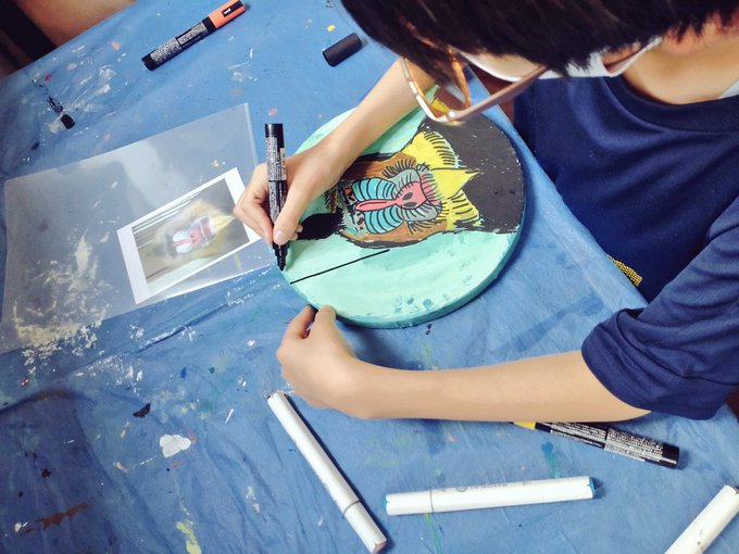 今日の教室の様子子供もアートって何でこんなに素敵で力強いんだろう?純粋な部分と、楽しんで描いてる部分が良い効果出ているのかな?そんな生徒達の初の展覧会が近々開催されます。また後日告知しますね 