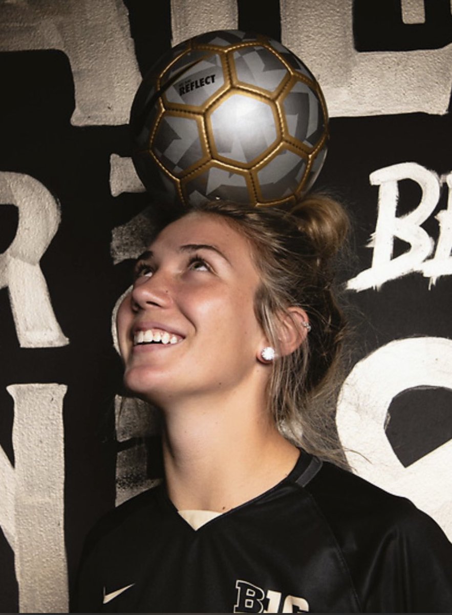 Zoe Cuneio tweet media