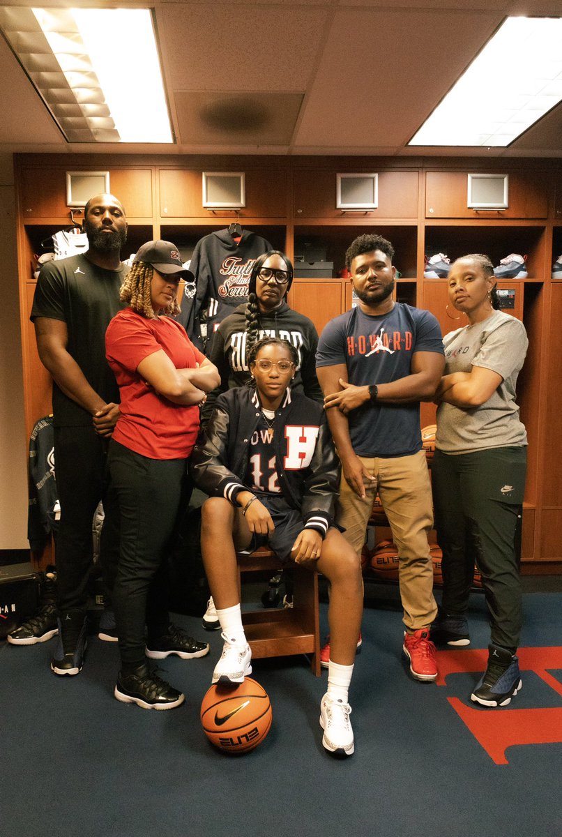 GibbsTaleiyah's tweet photo. All the honor and praises to my Heavenly Father above whom without him leading and ordering my steps this would not be possible. I’ve had three amazing visits from the schools posted (no particular order). I will be making my commitment soon. Dreams do come true. 🙏🏽#RunitUp https://t.co/YxRSeQrzZo