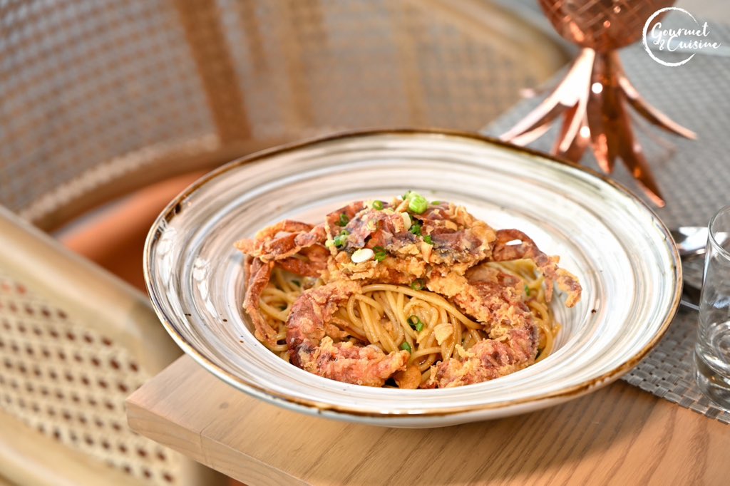 gourmetthai's tweet photo. SOL and LUNA รูฟท็อปแห่งใหม่ชูจุดเด่นด้วยอาหารเอเชียร่วมสมัย นำเสนอวิวกรุงเทพฯ ที่ไม่มีอะไรมาบดบังสายตา แนะนำว่าให้โทรจองที่นั่งก่อน เพื่อโต๊ะที่วิวดีที่สุด!
.
📍 ซ.ปรีดีพนมยงค์ 45
⏰ 17.00 – 23.00 น.
☎️ 09 1171 7134
.
#gourmetandcuisine
#gcreview https://t.co/PAnMWYyLZB