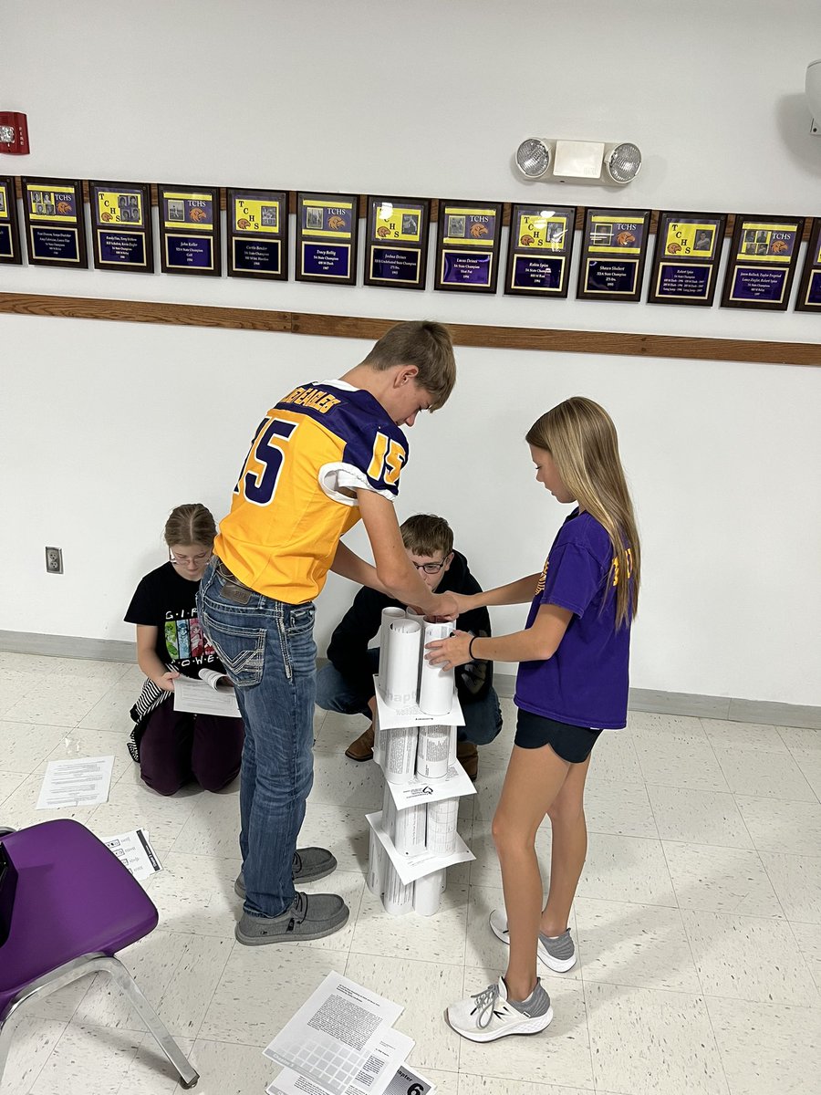 latrishaflax's tweet photo. 8th grade biz learning about Econ systems. Mixed Econ seems to be slowed w/ regulations. Traditional isn’t getting very far using their traditional methods, command is making progress under dictator Joey, market is well ahead in their democratic Economy. @tregoeagles https://t.co/blXJAeBIYi