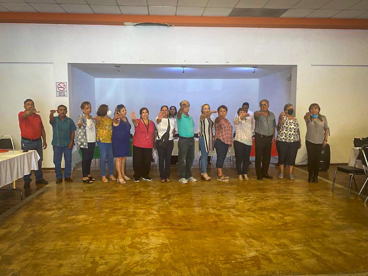 SNTE21's tweet photo. también los Centros de Trabajo #CT373 de Nivel Medio Superior y #CT291 de Secundarias Técnicas, resultando electos los Profesores José Alfredo Escobar Sánchez; Humberto Treviño Guajardo; Hugo Antonio Ledezma Carranza; Joanna Alicia Flores Chávez y Juan Ildefonso Navarrete Aguirre https://t.co/OHcEk7WQTA