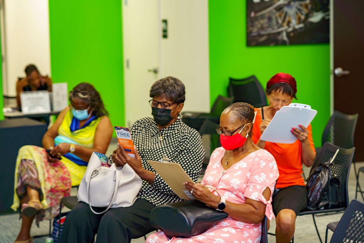 MetroHealthFL's tweet photo. ❤️ Our Grandparent's Day event was a success! We enjoyed getting to know everyone and educating them on all MetroHealth has to offer. Come see what we're all about! https://t.co/dAEBBRTYyj https://t.co/wYGjJsW8Hc