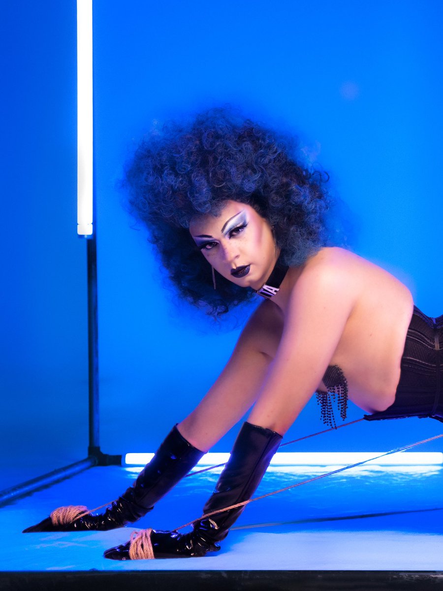 ditathevain's tweet photo. Keep it up, do as I say 🖤

📸: @SergyProds https://t.co/TPn1SgYiDO