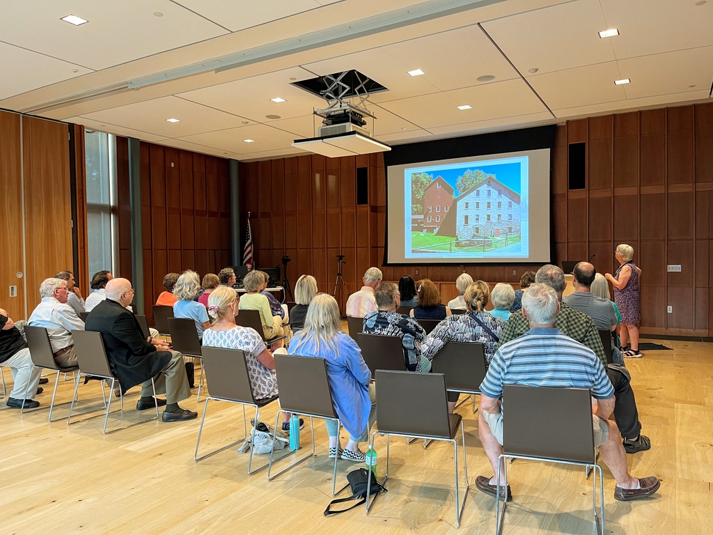 Don’t forget to join us next Thursday, September 22 at 6:30 p.m. for “The Garden State: Where Ideas Grow” with local historian Linda Barth. Explore groundbreaking inventions and their NJ roots such as: Bubble Wrap®, the boardwalk, the Band-Aid®, and more!

eventbrite.com/e/the-garden-s…