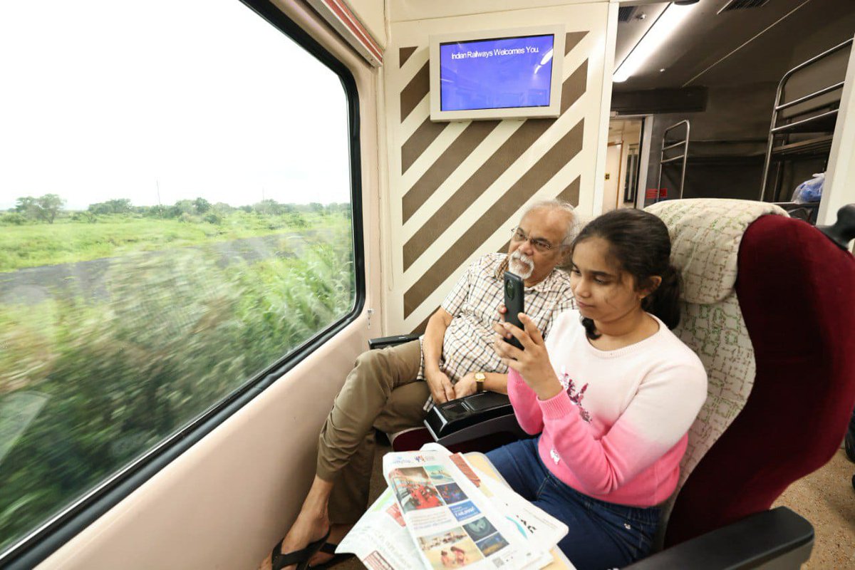 Ministry of Railways tweet media