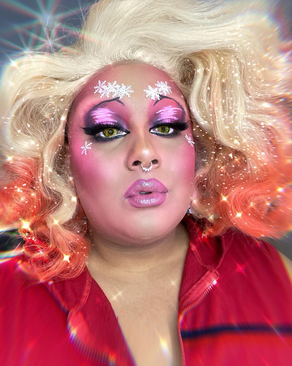 This glamorous vixen will be on stage at the Vogue Theatre SATURDAY NIGHT for another AWESOME night of  #ByeFeliciaYVR Drag+Dance! 

Buy your tickets now and get ready to be entertained 🤩 
linktr.ee/byefeliciayvr 

📷️: Vixen Von Flex