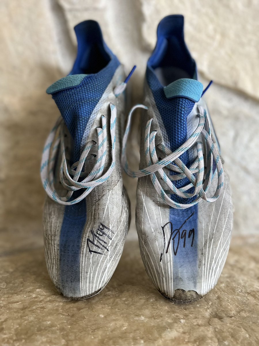 Contrib (@contribinc) on Twitter photo Hey #sounders / <a href="/UW_MSoccer/">Washington Men's Soccer</a> fans - @teves_dylan is auctioning off these game worn/autographed cleats! Help support the <a href="/RaveFound/">RAVE Foundation</a> by bidding here:
contrib.org/go/1cda3d0c Hey #sounders / <a href="/UW_MSoccer/">Washington Men's Soccer</a> fans - @teves_dylan is auctioning off these game worn/autographed cleats! Help support the <a href="/RaveFound/">RAVE Foundation</a> by bidding here:
contrib.org/go/1cda3d0c