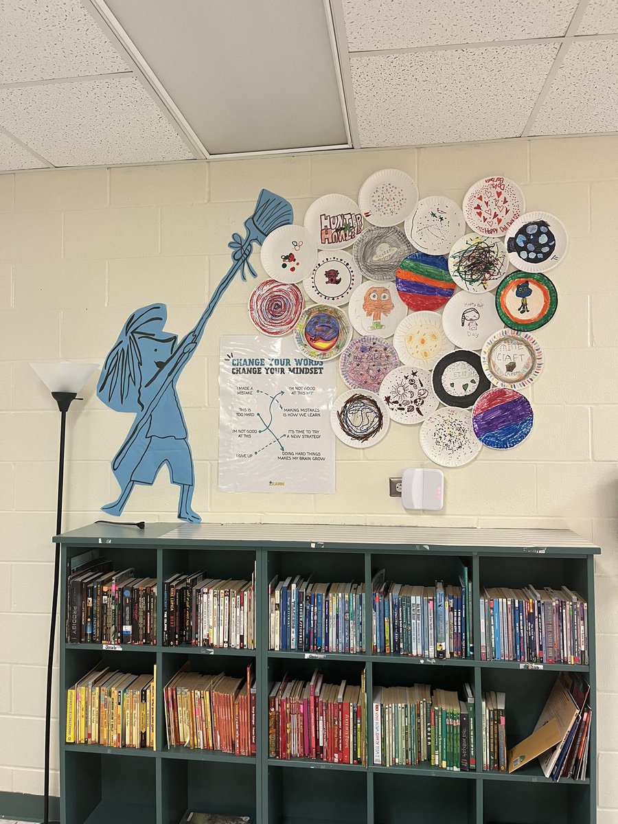 kennanphipps's tweet photo. Itβs national dot day! We read The Dot by Peter Reynolds and then made our own dots to see where it takes us! #growthmindset #FA22Interns #fifthgrade @freedomvolusia https://t.co/ghAd5sCbdC