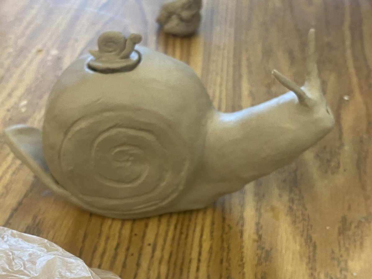 3d_mhs's tweet photo. Ceramics 1 is blowing my mind with their sculpting skills. I’d like to say it’s because I’m an amazing teacher, but that’s not it. 🤩
#ceramics #teapot #sculpting #fultonartsstrong #arted @ArtsFCS @drewbowers77 @JonesBC_MHS @dpbrown99 @CaptainPainter https://t.co/KSVgZkaYAy