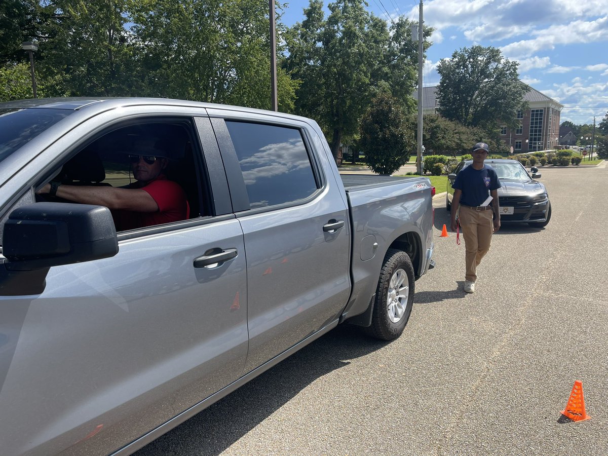 MSHwyPatrol's tweet photo. MHP C.O.R.E. Candidates received stop and approach training at @ItawambaCC this afternoon. #PursuetheCall #MHPCORE https://t.co/LlP0nvlg50