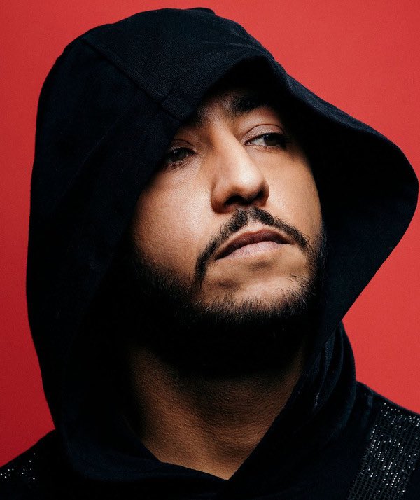 Kulturlesite_'s tweet image. 🚨Lacrim a caché une clé USB dans Paris !

La personne qui la trouvera aura accès à tous ses morceaux jamais sortis, dont le fameux « KARIM B ».