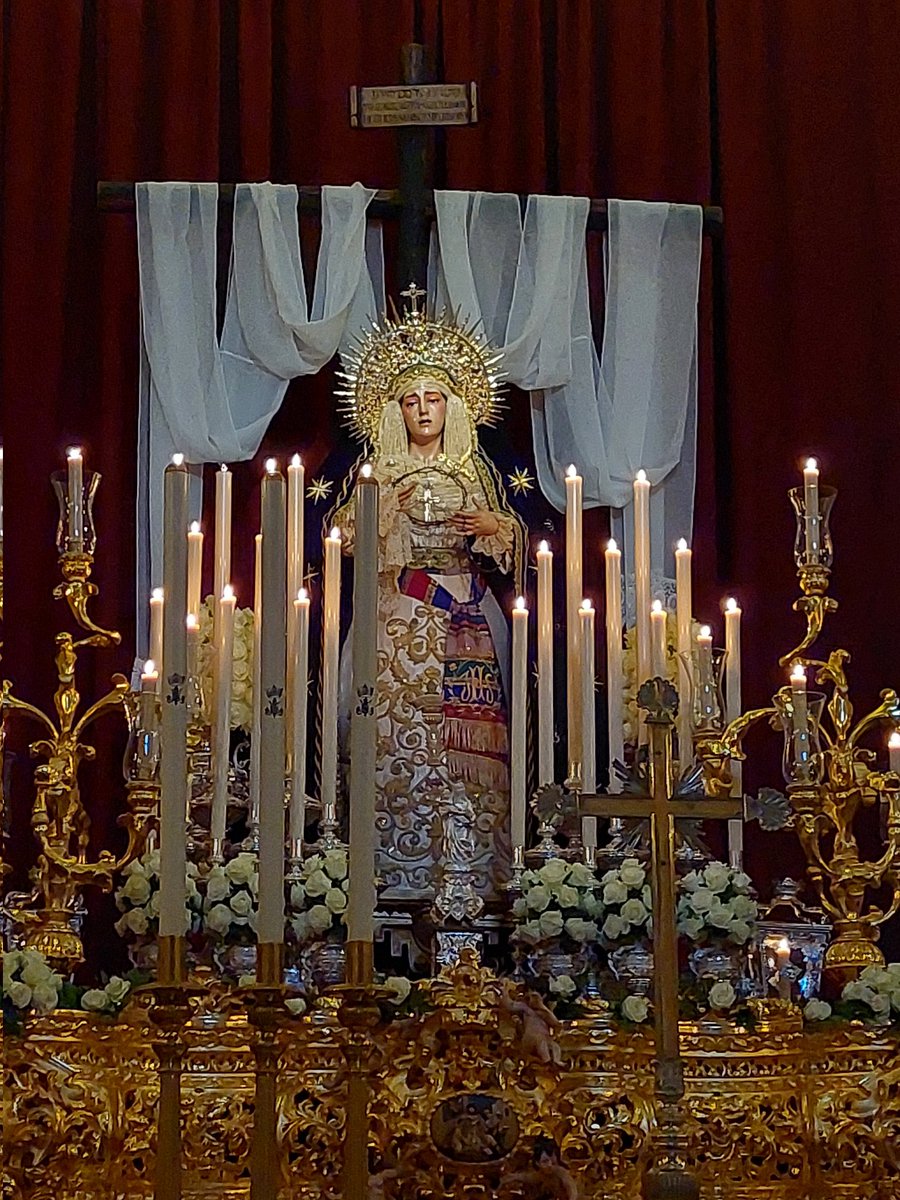 RTrivi1's tweet photo. En unos minutos comienza el primer día de triduo a María Santísima de las Pena
@HdadLasPenas https://t.co/hCMEd1CZ7I
