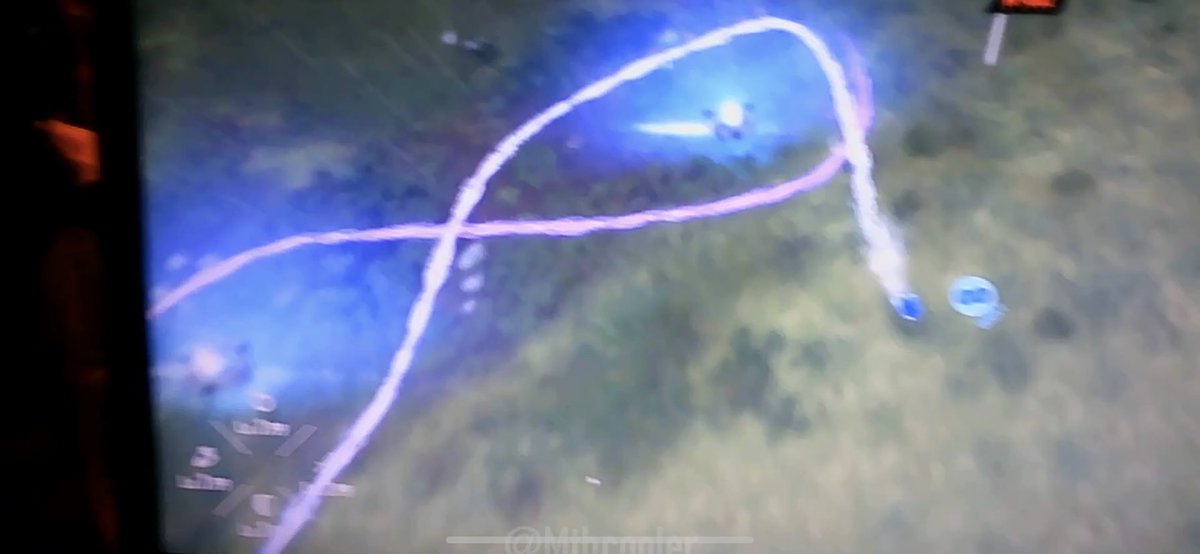 3Caramelg122's tweet photo. Holy shit 

The cyloop in frontiers is so fucking cool

Different patterns have different effects 

Drawing a heart will give you an Amy memory token 

And drawing an infinite sign gives you an unlimited boost for a limited time https://t.co/92Od814MC5