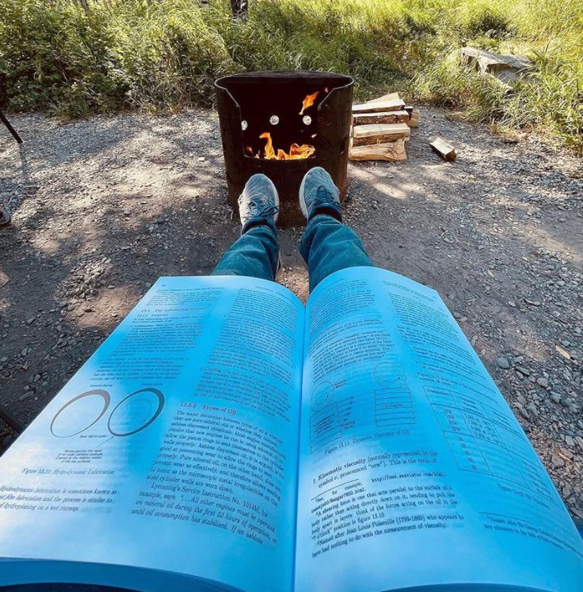 #OurFuturePilots Campfire + From The Ground Up = Perfect study experience! 🤩

📸 Send us photos of you studying our textbooks to be featured on our Twitter! 🤘

Check out our study guides! Link in bio.

#Aviation #AvGeek #AviationDaily #Pilots #Studying #AviationStudies
