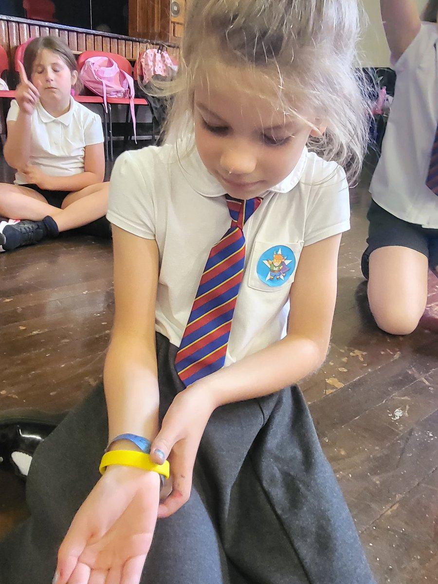 Miss Walker tweet media