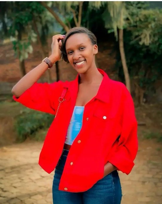 gadoo_Online_Tv's tweet photo. Kandi wasanga nawe uri kugendera mukigare utarabona umwihariko wa Bwiza bwanjyee
https://t.co/SkLn6VEDYj
Kanda iyo link wiyogereze ijisho nubundi ntahezahisi

Inshakura nkarishyi ✍️✍️ https://t.co/P5xujkG0hL