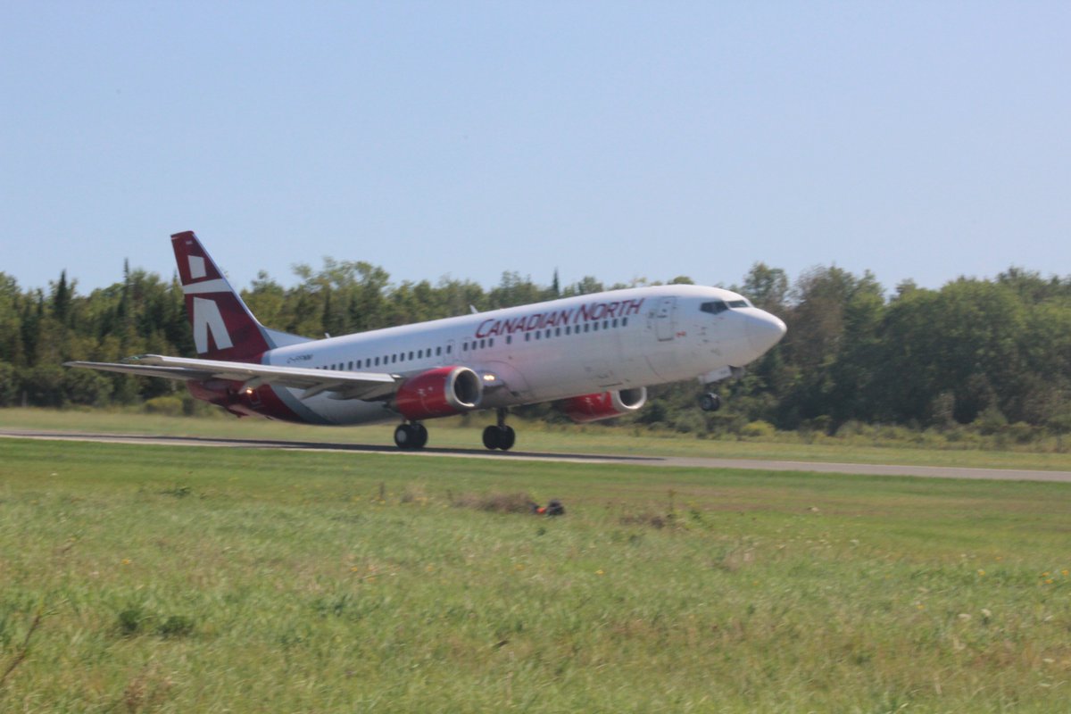 PtboAirport's tweet photo. Another successful @BSTvacations charter departure from @PtboAirport! Inbound to Nashville International Airport @Fly_Nashville 

#flyfromPTBO #peterborough #ontario #airport #aviation #boeing #planes @kawarthaNOW @PtboExaminer @LoomexGroup @Ptbo_Canada @CityPtbo @CHEXNewswatch https://t.co/uSn4yswv1J
