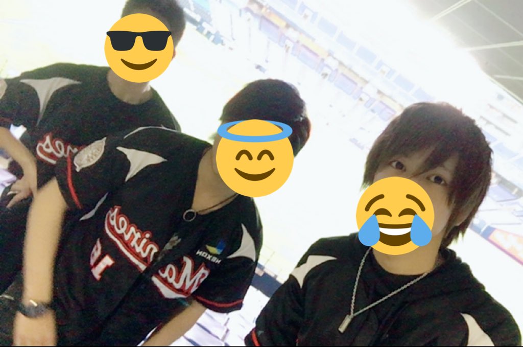 nyaruse_17's tweet photo. 幼少期と学生🐒

若手時代の角中さん、エリア66

京セラ、マリン観戦

#ロッテファンと繋がりたい
#野球ファンと繋がりたい
#千葉ロッテ
#chibalotte https://t.co/aw8KCRqo3Z