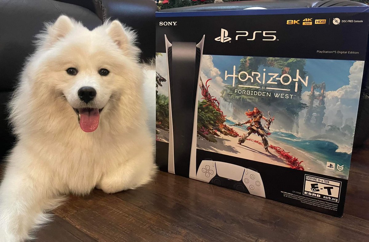 adlynisidro's tweet photo. When i minted my @BoryokuDragonz I was promised with feet pics by @Taj_Mahal69  but why am i getting a lot of wl spots and @AkumuDragonz and now i got this PS5 using my digital dragon beer? I came here for feet pics I'm down bad https://t.co/mfZR6TOmlL