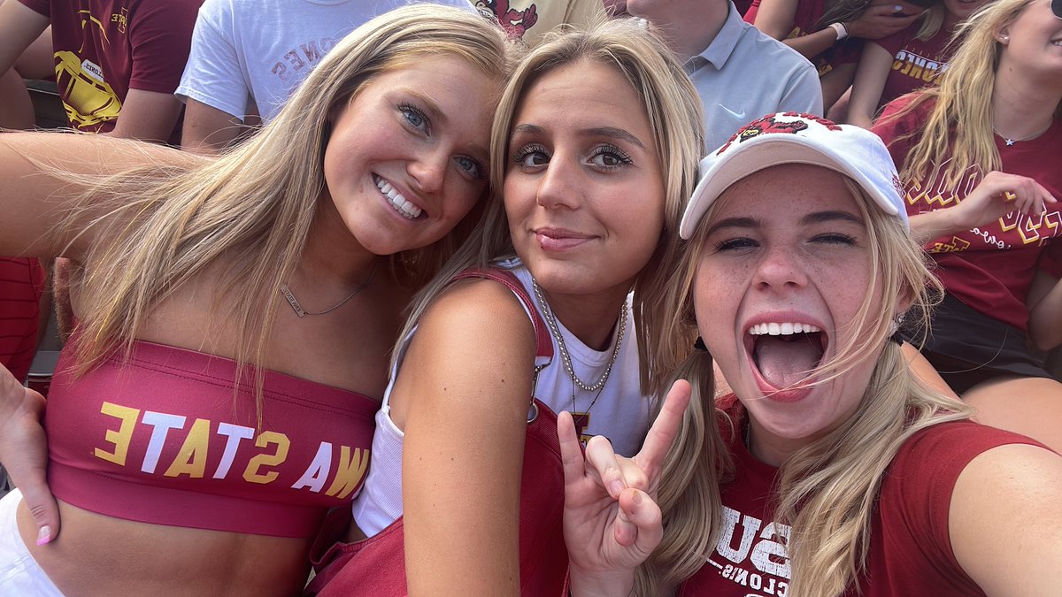 Graceroweee's tweet photo. #CyclONEnation https://t.co/ORxYL8NVaR