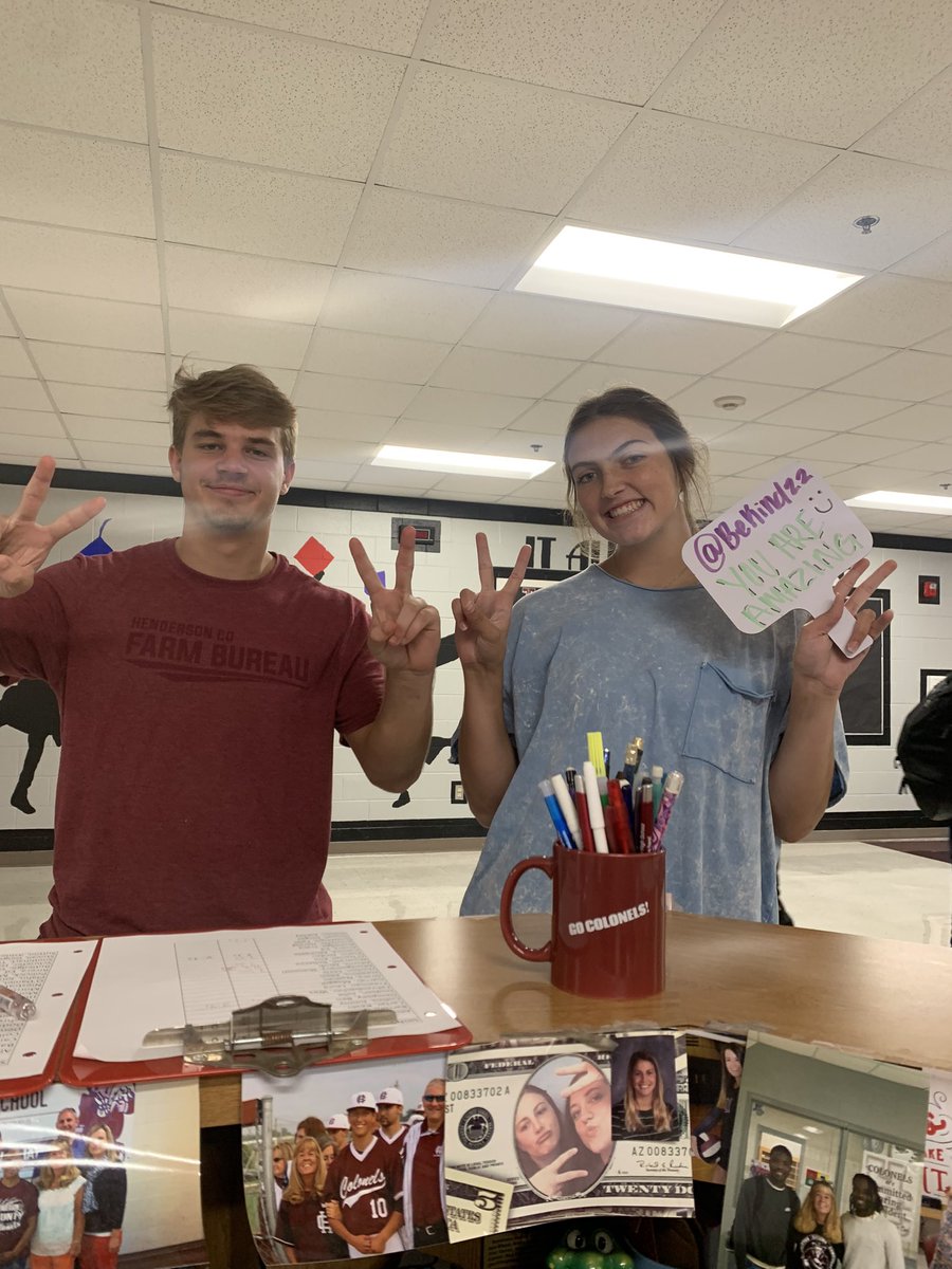 hchscolonelcrew's tweet photo. Don’t forget to be kind today:) #bekind22 @TaylorTroutman6 @HCHSColonels ☺️☺️ https://t.co/IzOZQpexkA