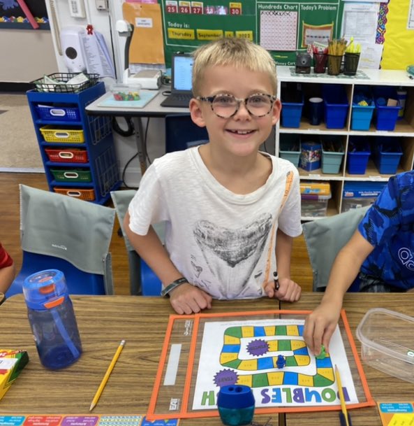 MrsTFort's tweet photo. Having fun working on our math fluency skills with friends!! #learningisfun @WanamassaElem https://t.co/osNxqX0A5i