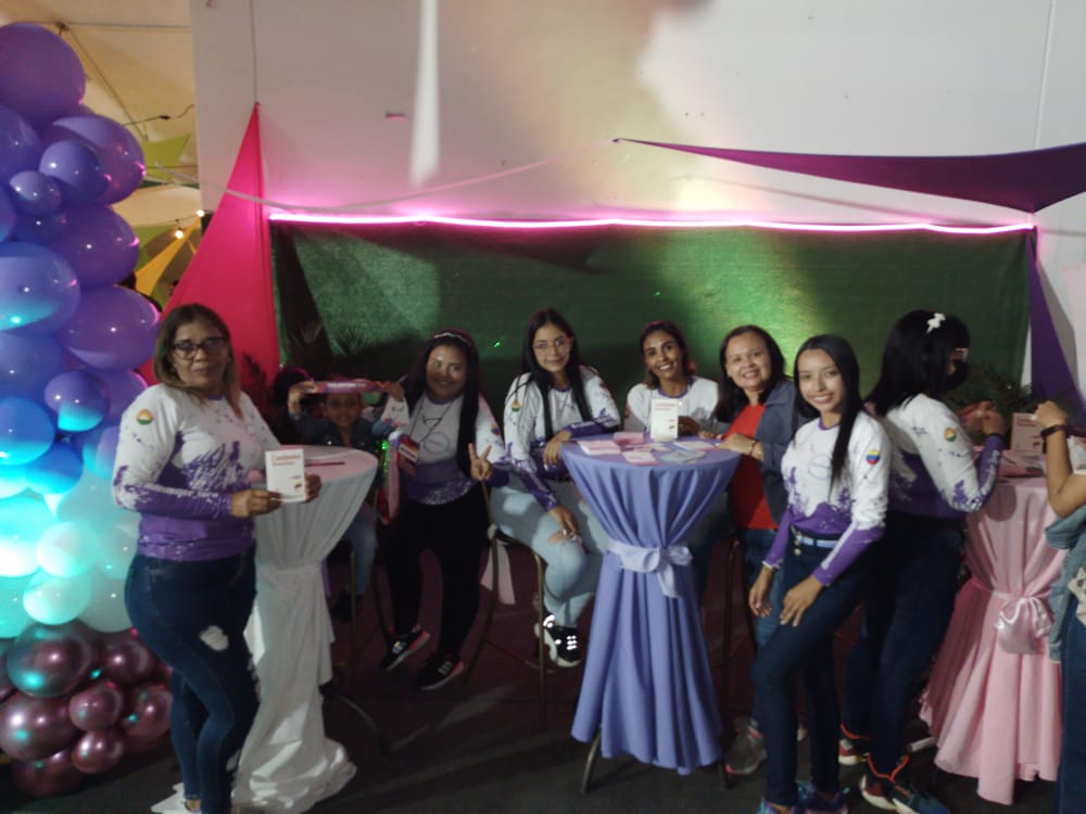Minmujer_Lara's tweet photo. Visitanos en nuestro stand en la Feria Internacional de Barquisimeto...

Les esperamos

#MinMujerLaraContigo 🌸
#ExpoFeriaIranVenezuela2022

https://t.co/j4dVQtey1r

@MinMujerVe 
@d_guzmanl 
@teresalinarezps https://t.co/GQWpS1biFa