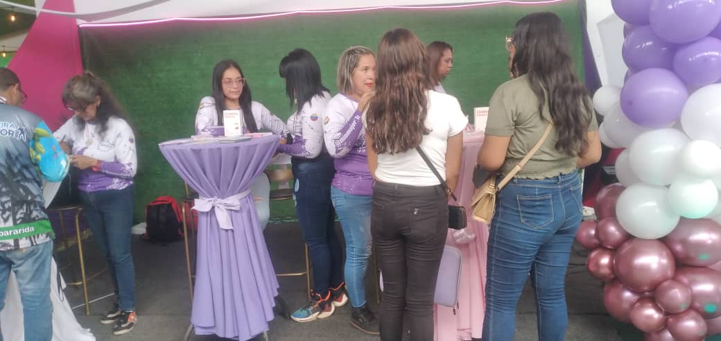 Minmujer_Lara's tweet photo. Visitanos en nuestro stand en la Feria Internacional de Barquisimeto...

Les esperamos

#MinMujerLaraContigo 🌸
#ExpoFeriaIranVenezuela2022

https://t.co/j4dVQtey1r

@MinMujerVe 
@d_guzmanl 
@teresalinarezps https://t.co/GQWpS1biFa