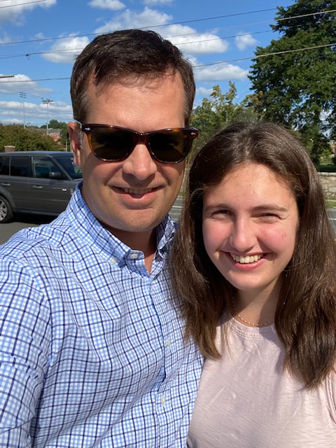 This is what happens when you surprise your daughter while at her college
