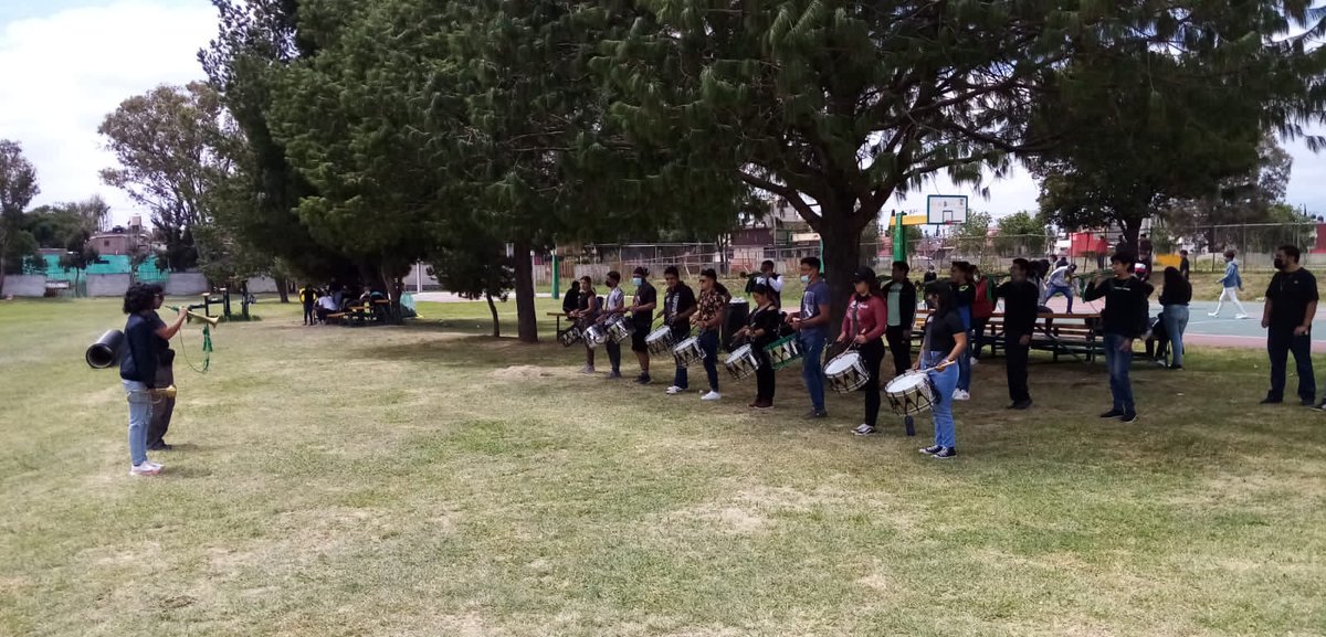 TecNM_ITTLA's tweet photo. Nuestra escolta y banda de guerra se preparan para participar en el desfile del 16 de septiembre en el municipio de Tlalnepantla de Baz.
Deseamos que tengan una participación exitosa.
#ITTLA
#TodosSomosLagartos https://t.co/z1kmAY3bku