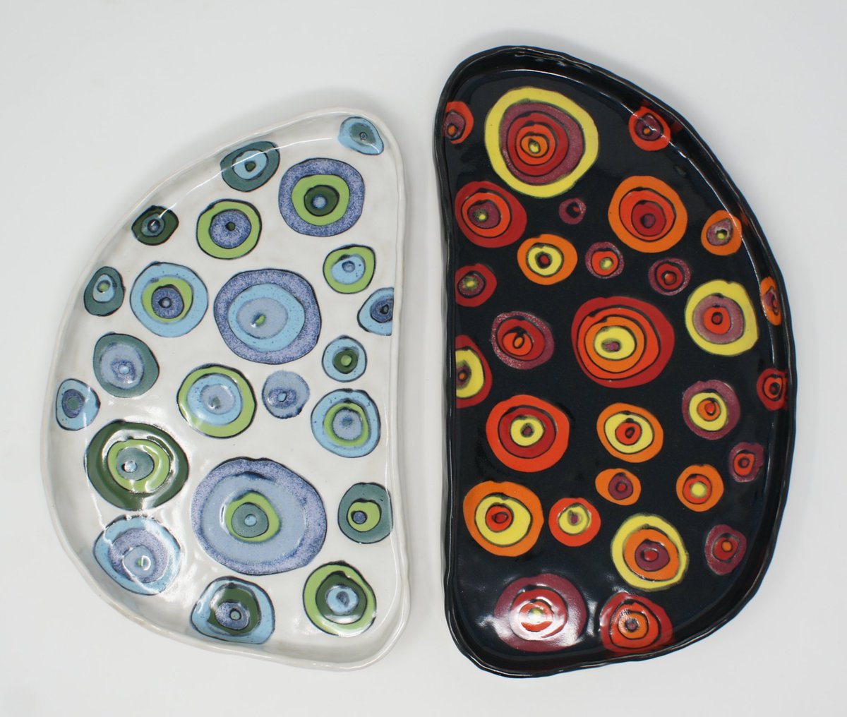 CeramicsFish's tweet photo. Fire and Water😍🔥💦 #ceramics #handmadeceramics #colourfulceramics #highfireceramics #ceramicplates https://t.co/1YcRsJj4ko