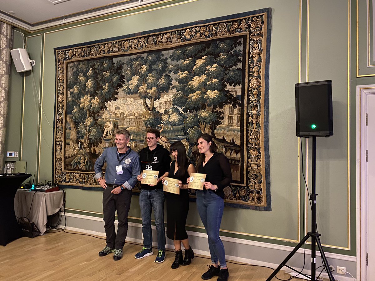 ElwiraSmakowska's tweet photo. #PPRM2022 poster prize sponsored by @SPPS_Ed_Com for wonderful work of our early career scientists ๐คฉ https://t.co/CUkbOAObC5