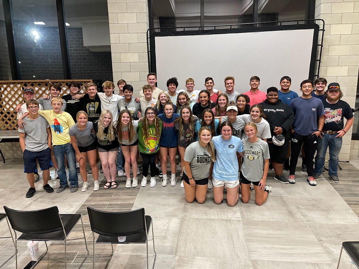 fca_woodward's tweet photo. Our first Wednesday Night FCA meeting was awesome! We are truly blessed to be able to work with such a great group of kids. We had a lot of Fun, Food and Fellowship! Back in the library Friday morning at 7:35. #fcarocks https://t.co/b5zsmfBHPl