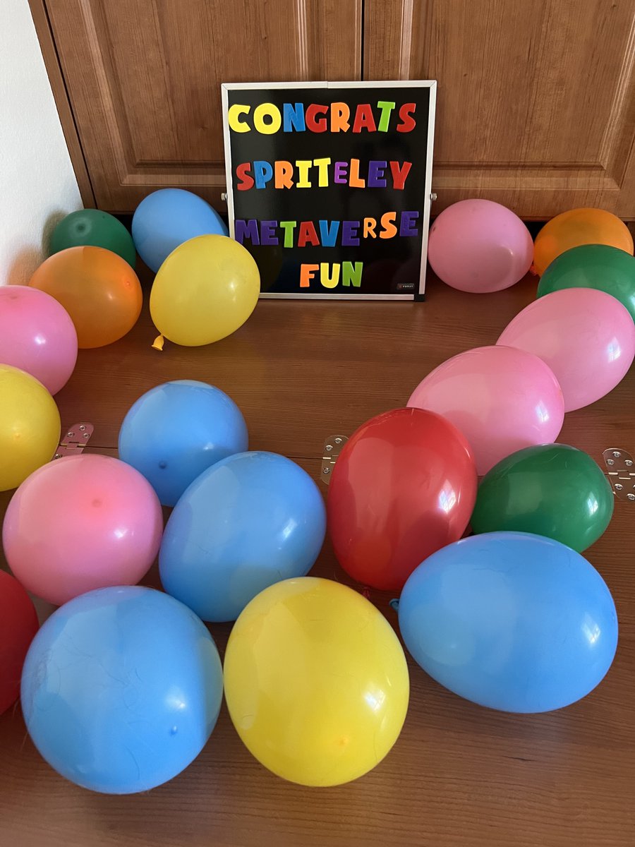 Spriteley_'s tweet image. when mom is your #1 supporter #metaversefun