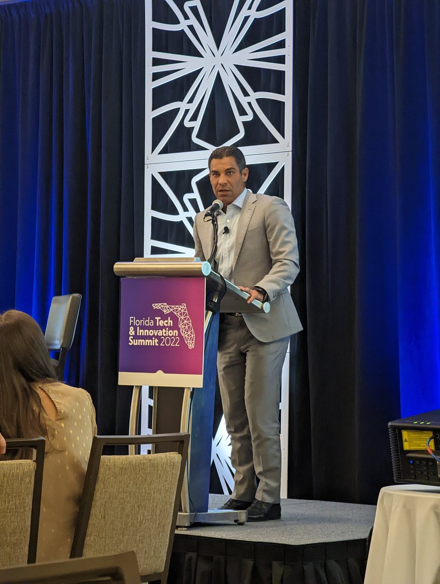 AdamThierer's tweet photo. listening to Miami Mayor Francis Suarez at @JmsMadisonInst tech summit (#FLTech22) identifying the 3 keys to attracting talent & building opportunity: (1) Keep taxes low, (2) keep people safe, & (3) focus on innovation.
“It turns out that if you welcome people... they come."
💯 https://t.co/aAS58v1dRJ