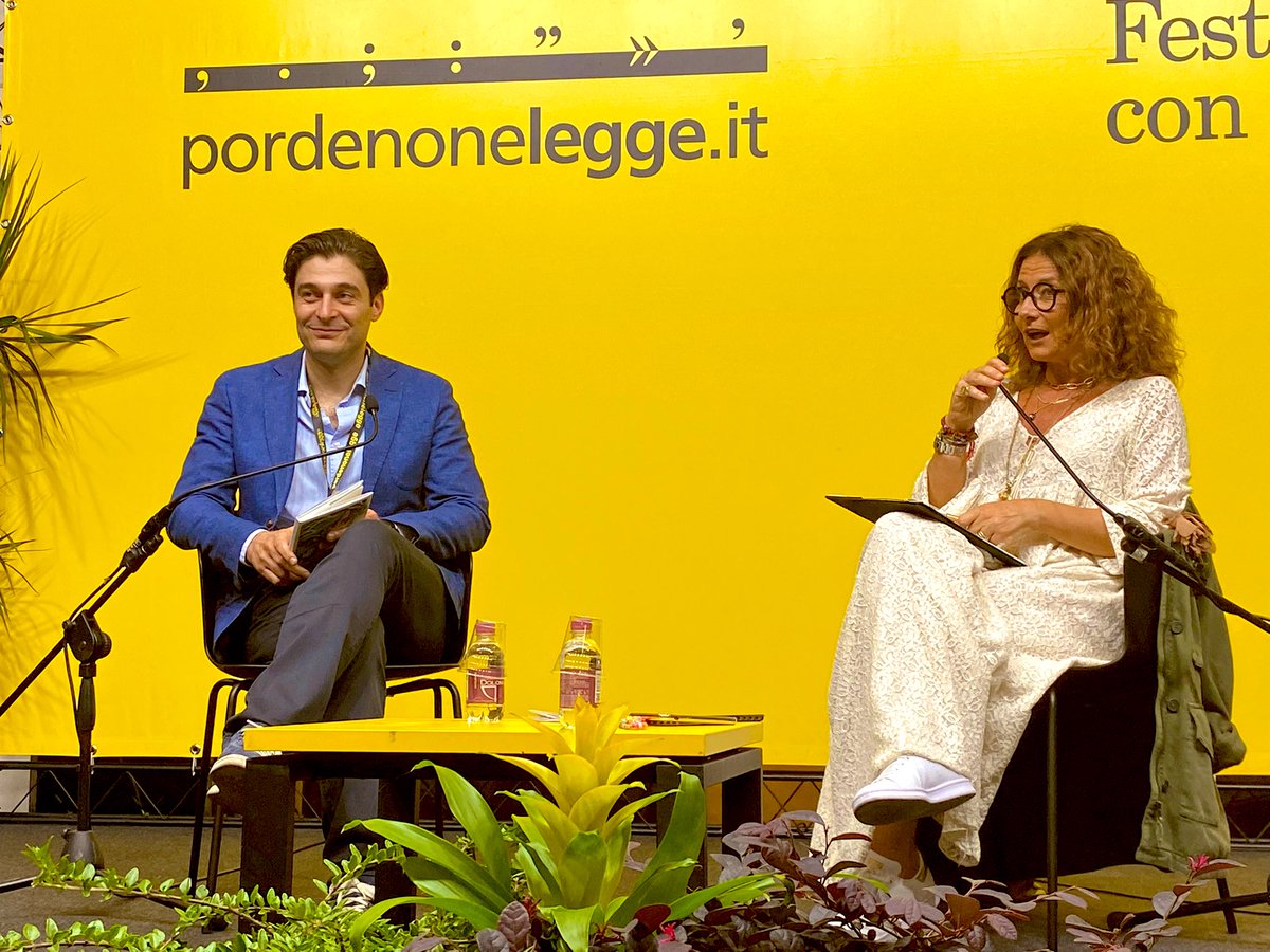#Inchiostro è un libro che traspira autenticità dice Valentina Gasparet, a partire dalla scelta di una casa editrice <a href="/RoundRobined/">Round Robin Editrice</a> che ha fatto un lavoro bellissimo 
#pnlegge2022 🌾
