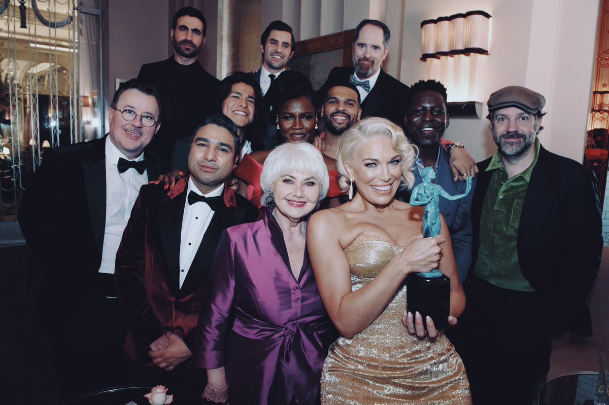 Congratulations to all of this year's #Emmy winners! 👏

Fun fact: they also won a #SAGAward 🏆

📸 <a href="/shutterstocknow/">Shutterstock Editorial</a> 

#leejungjae #succession #tedlasso #michaelkeaton #hacks #jeansmart #jasonsudeikis #squidgame #emmys2022