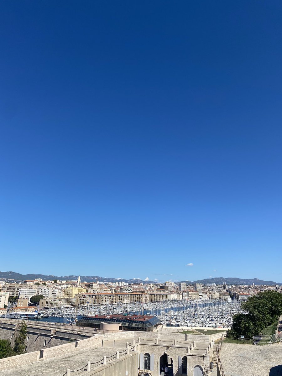 JulienDiers's tweet photo. Réveiller les pierres, révéler l’humain.
🤍 #LaCitadelledeMarseille
Dans le cadre de sa Semaine du patrimoine @jep : rencontrer celles & ceux qui œuvrent à redonner la vie de ce lieu exceptionnel @GroupeSOS @GroupeSOS @acta_vista #BAOFormation
#Patrimoine
#Insertion
#Inclusion https://t.co/76QLZYWZ5C