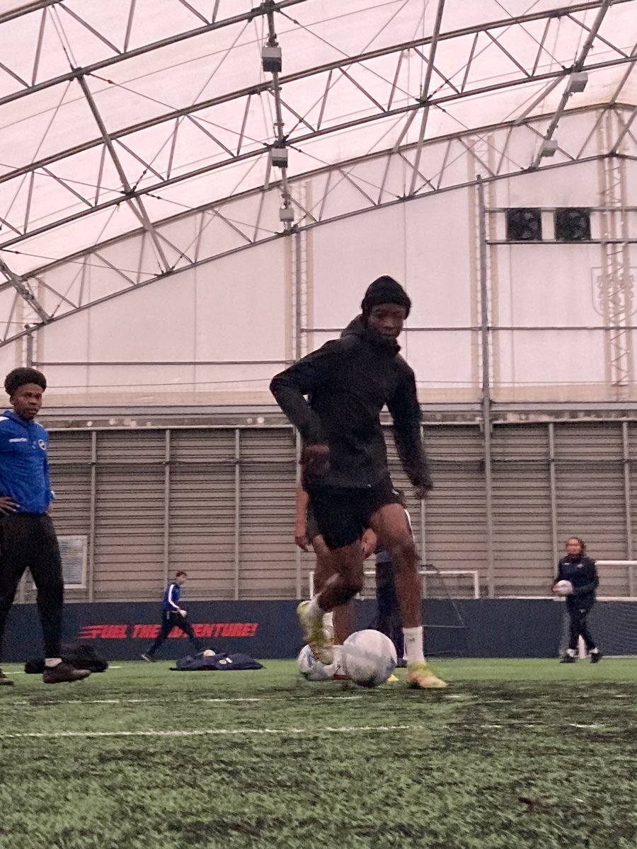 Millwall_Kicks's tweet photo. Millwall’s FREE Premier League Kicks is back this Friday at The Lions Centre. We’re looking for #playerz to create a @Millwall_Kicks rep team to play other Pro Clubs in the near future. Have you and your mates got what it takes?!? Get down 5-7pm for 13-15s, 7-9pm for 16-18s https://t.co/MRwcOKCAKR
