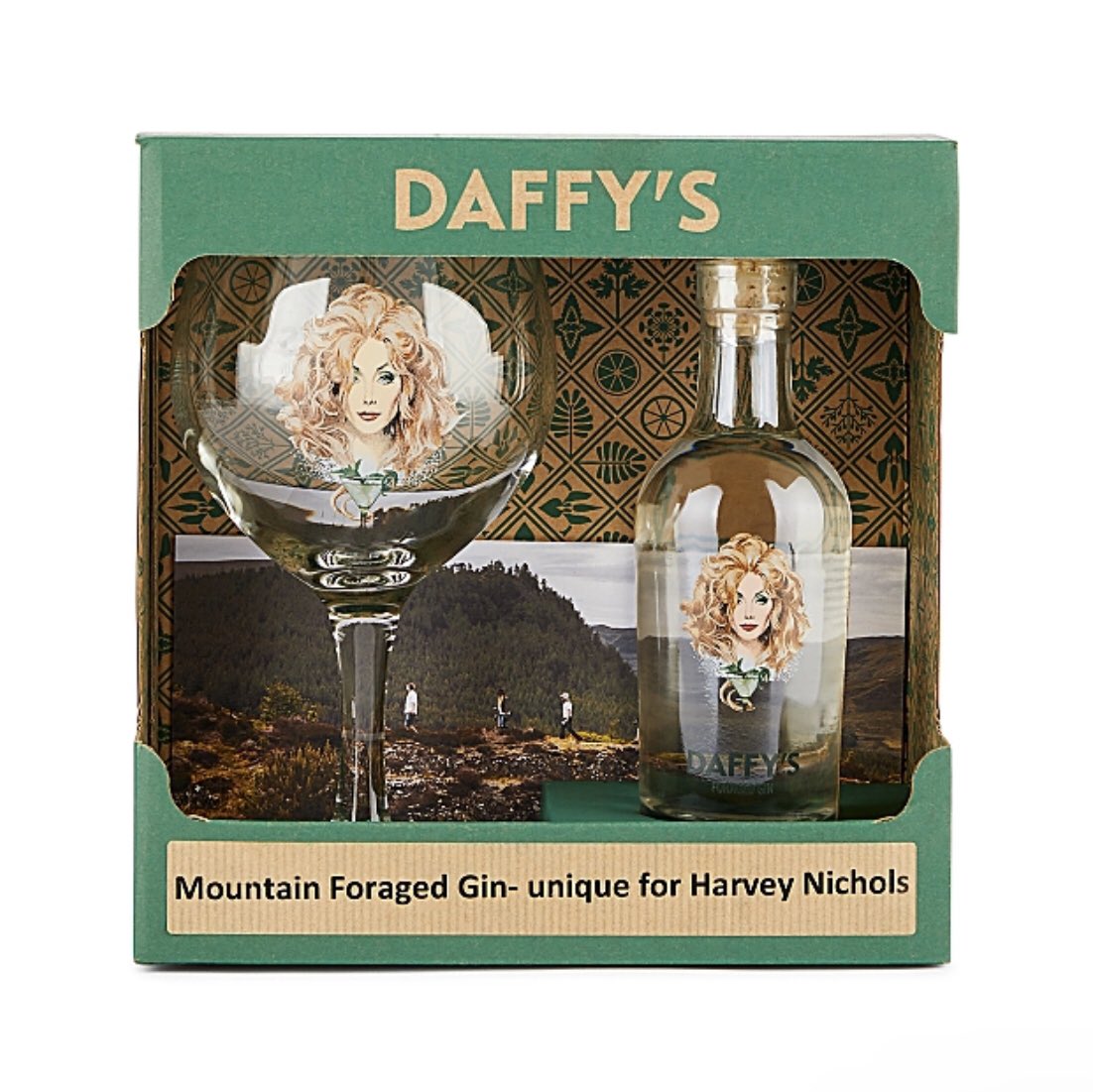 Our Mountain Foraged Gin gift set exclusively made for <a href="/HarveyNichols/">Harvey Nichols</a> is on offer at the moment - £16 instead of £20 🤩 harveynichols.com/brand/daffy-s-…