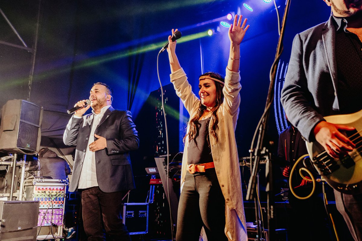 oficial_campo's tweet photo. Un recuerdo para toda la vida #plazaprado junto a @federojas.oficial 🤎🎶 

@plazapradouy 
📸 @nicolopestv https://t.co/Ua28HiJh8k